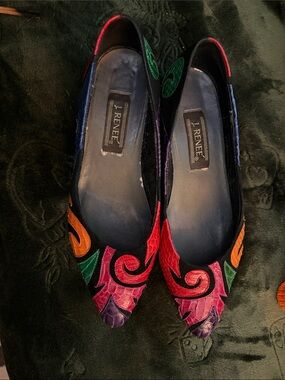 Vintage J. Renee Abstract flats size 9